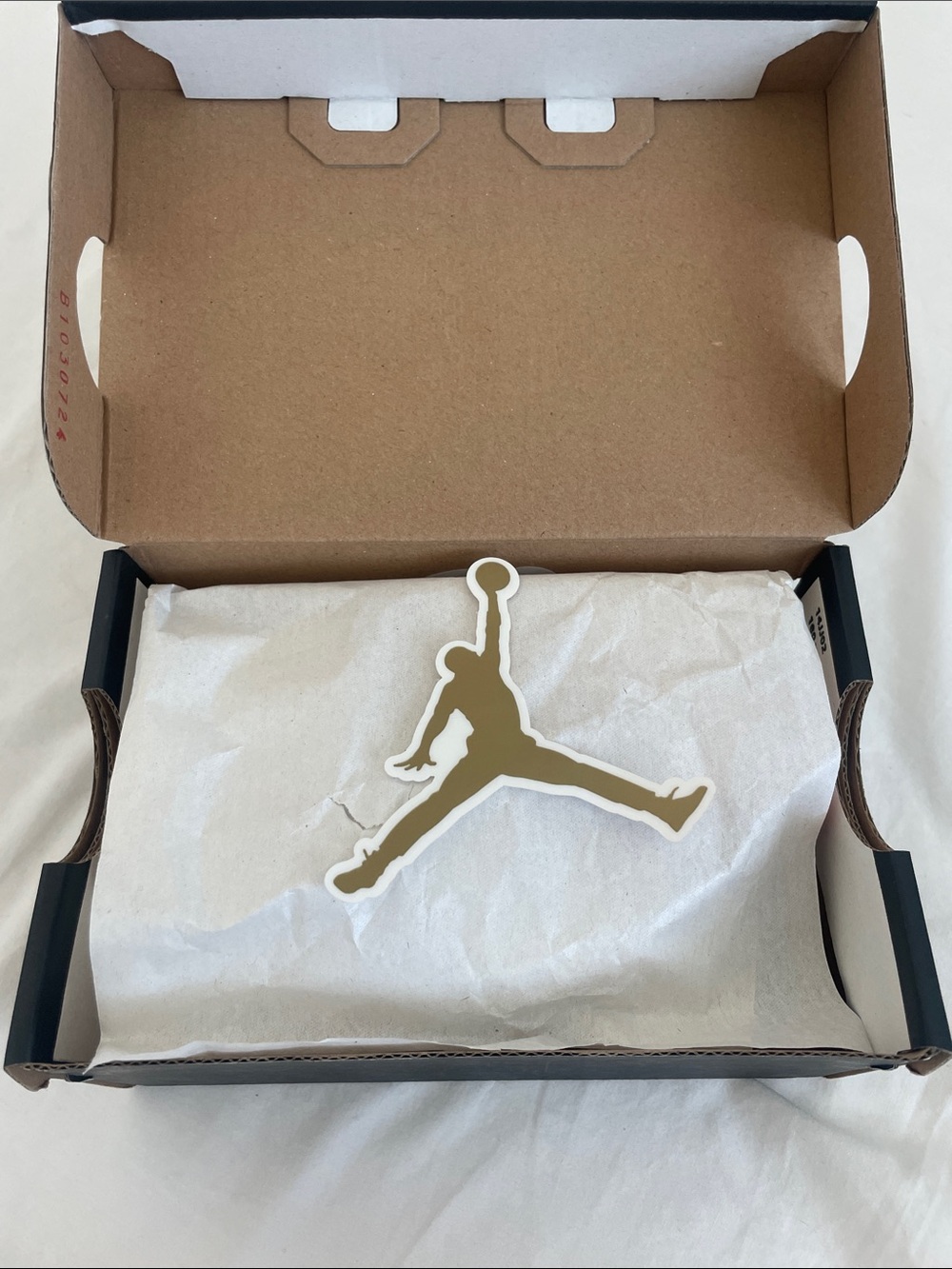 Jordan 1 MID SE Toddler Pink and White High-Top Sneakers Size 3C (EUC) - Picture 8 of 10